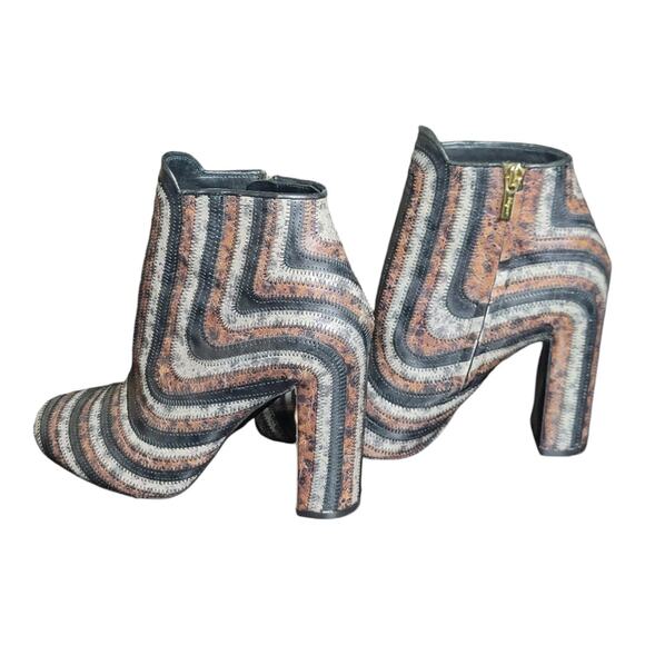 Salvatore Ferragamo Zig Zag Stitch Leather‎ Booties Ankle Boots Tricolor - Picture 11 of 11